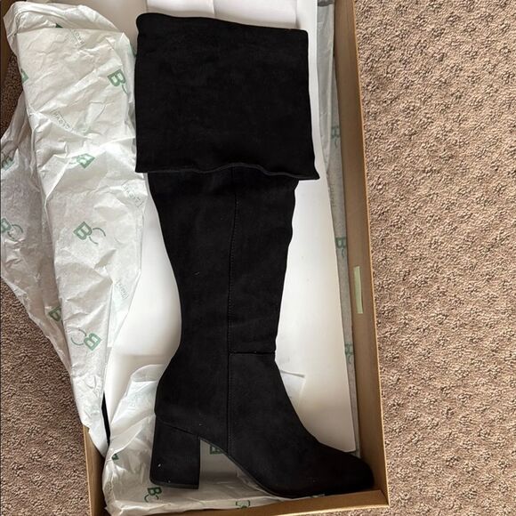 BC Footwear Heeled Boots - Picture 2 of 5